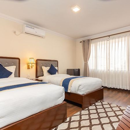 Kathmandu Business Hotel מראה חיצוני תמונה